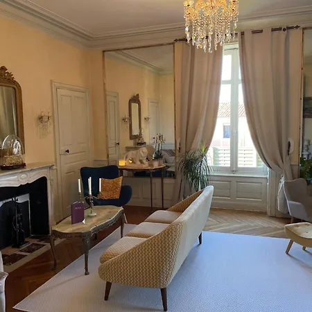 Contemporaine Sans Acces - Chateau Maranne *