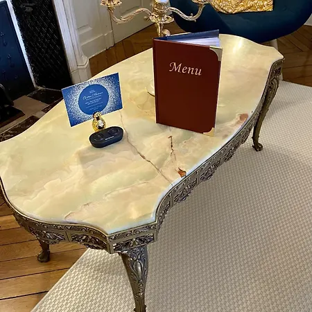 Chateau Maranne Bed & Breakfast Parthenay