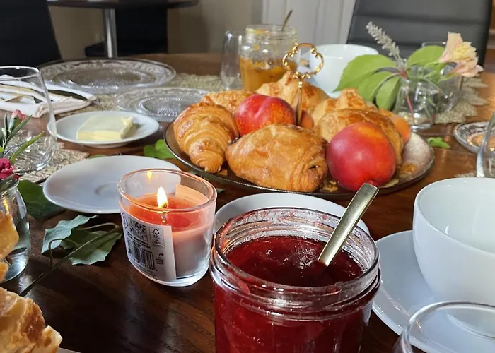 Chateau Maranne Bed & Breakfast