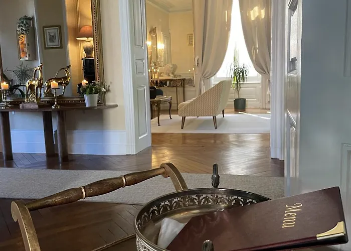 Chateau Maranne Bed & Breakfast 3*